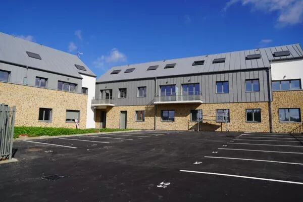 Construction d'un pôle de santé et résidence de 8 logements à Lardy, rue Louis René Villermé en collaboration avec la commune de Lardy